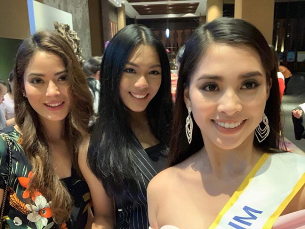 Hoa hậu Trần Tiểu Vy đẹp rạng rỡ bên các thí sinh Miss World 2018 0
