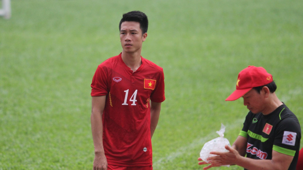 Tất tần tật về Nguyễn Huy Hùng, cầu thủ ghi bàn mở tỉ số cho tuyển Việt Nam tại AFF Cup 0