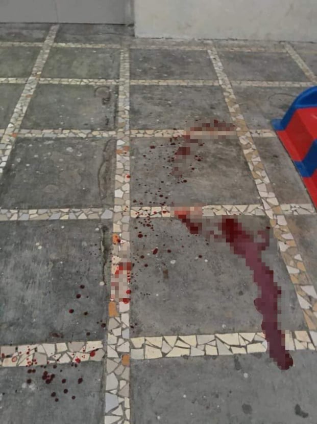 Nghệ An: Đang đứng chơi ở sân, bé trai 3 tuổi bị gạch rơi trúng đầu tử vong 0