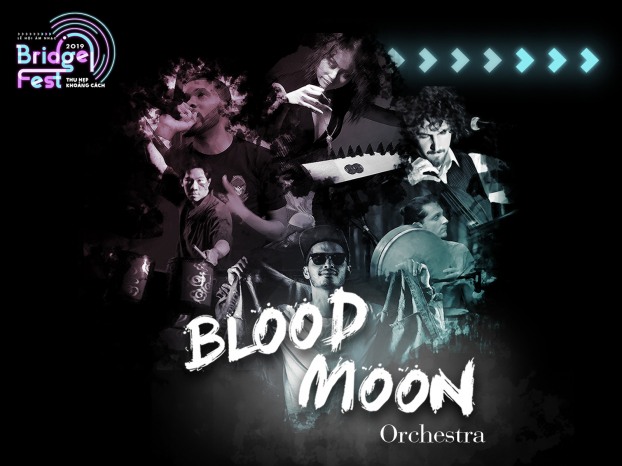   Blood Moon Orchestra - band nhạc gồm các thành viên từ Mỹ và Nghệ sỹ đàn tranh Vân Ánh Võ  