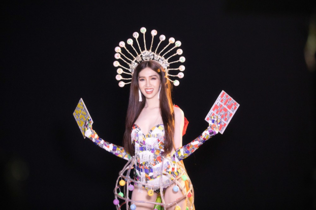 Nhìn mỹ nhân Chuyển giới Nhật Hà fan dụi mắt tưởng nhầm là 'Hân hoa hậu' 7