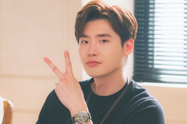 10 nam diễn viên Hàn nổi nhất trên Instagram: Bạn thân V đứng thứ 3, Lee Min Ho thế nào? 9