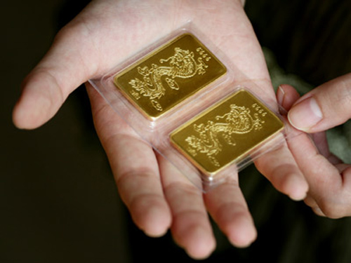  Nếu mua vàng, nên chọn loại vàng ép vỉ 9999.  