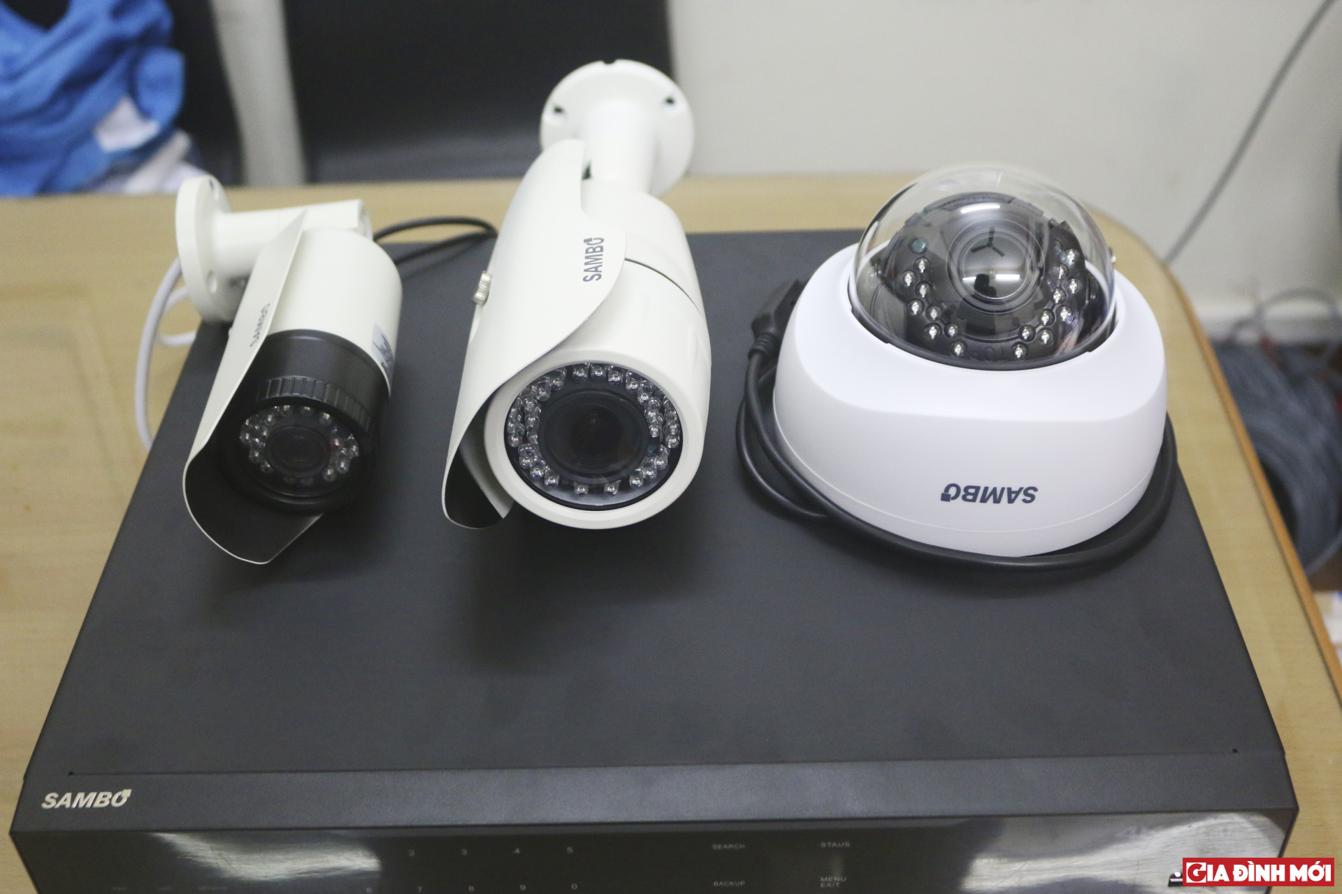 Một số mẫu mắt camera SAMBO như thân trụ hay bán cầu