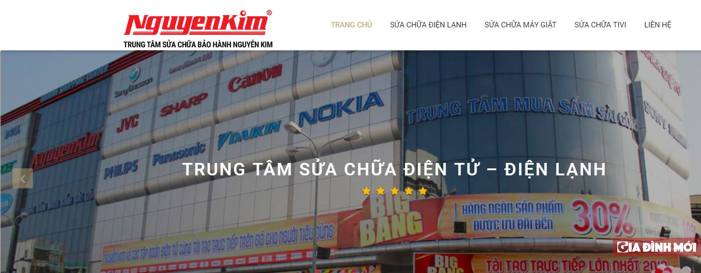   Giao diện website: http://trungtamdientunguyenkim.com có logo Công ty cổ phần thương mại Nguyễn Kim  