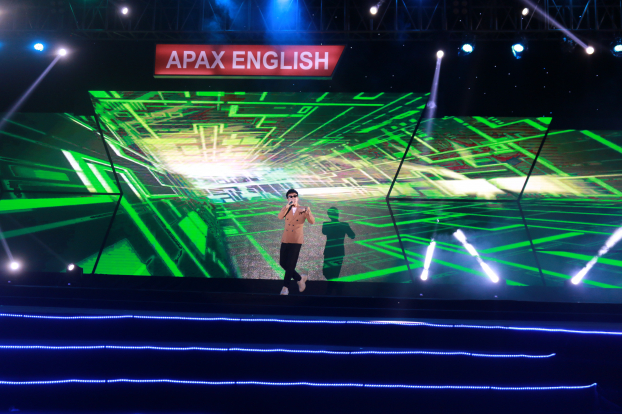 Soobin Hoàng Sơn bùng nổ ở Apax Land với 5.000 khán giả 6