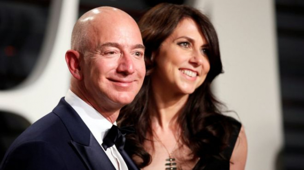 CEO Amazon có thể bị thổi bay 1 nửa tài sản vì ly dị vợ 0