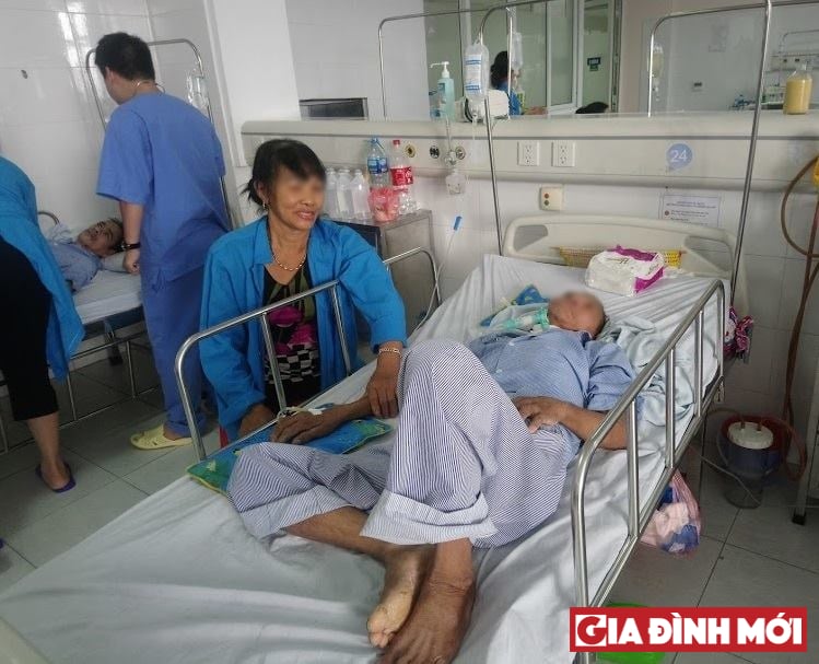 Bệnh nhân Q. tuổi cao, đa bệnh lý, nhập viện trong tình trạng rất nặng. Sau gần một tháng điều trị tại Bệnh viện Đa khoa Đức Giang, bệnh nhân tiến triển tích cực.