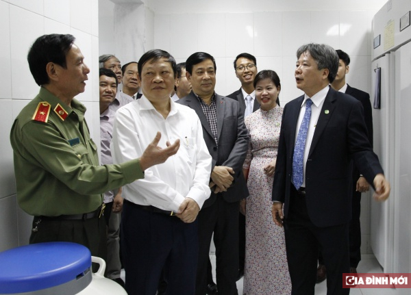 Ngân hàng mô đầu tiên tại Việt Nam được cấp phép chính thức khai trương 1