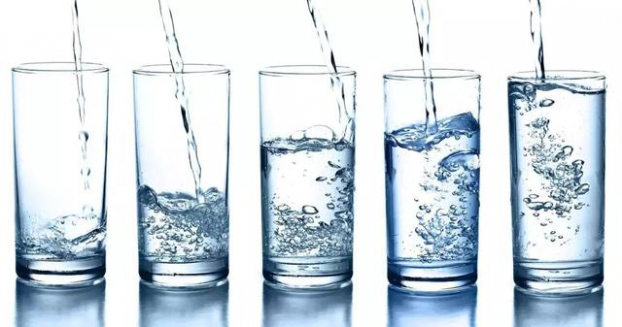 Đừng coi thường việc uống nước, chỉ một cốc nước sôi có thể đánh bay 8 loại bệnh 1