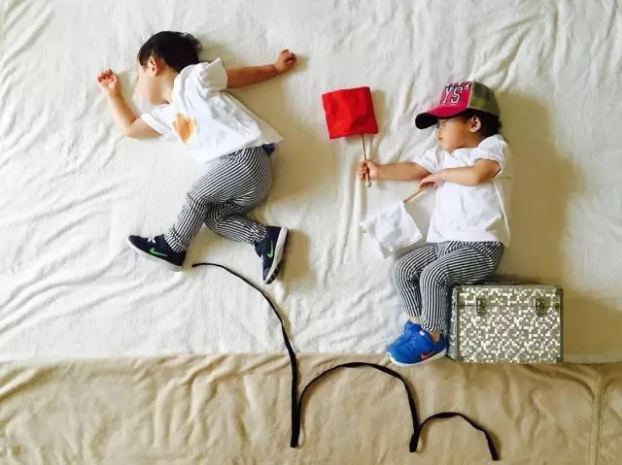 Học mẹ Nhật cách chụp cả 'kho' ảnh sáng tạo cho con từ đồ vật trong nhà 3
