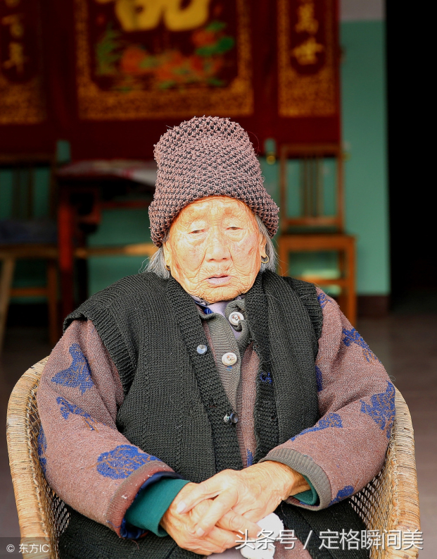 Cụ bà 103 tuổi tiết lộ bí quyết sống thọ với cách uống nước và chải đầu đặc biệt 1