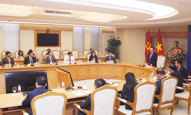   Phó Thủ tướng Chính Phủ tại buổi gặp gỡ với các DN hỗ trợ và đồng hành cùng hội nghị WEF 2018  
