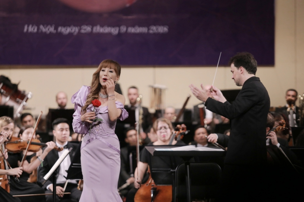 Phá bỏ giới hạn của opera cổ điển, danh ca Sumi Jo đã có đêm diễn thăng hoa tại Hà Nội 1