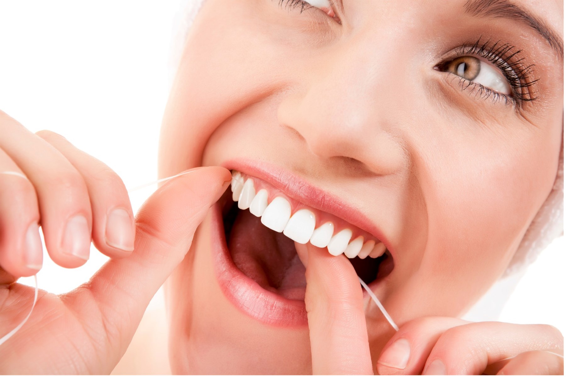 Sau khi ăn cần vệ sinh răng miệng thật kỹ để phòng ngừa đau nhức răng và phòng các bệnh về răng miệng
