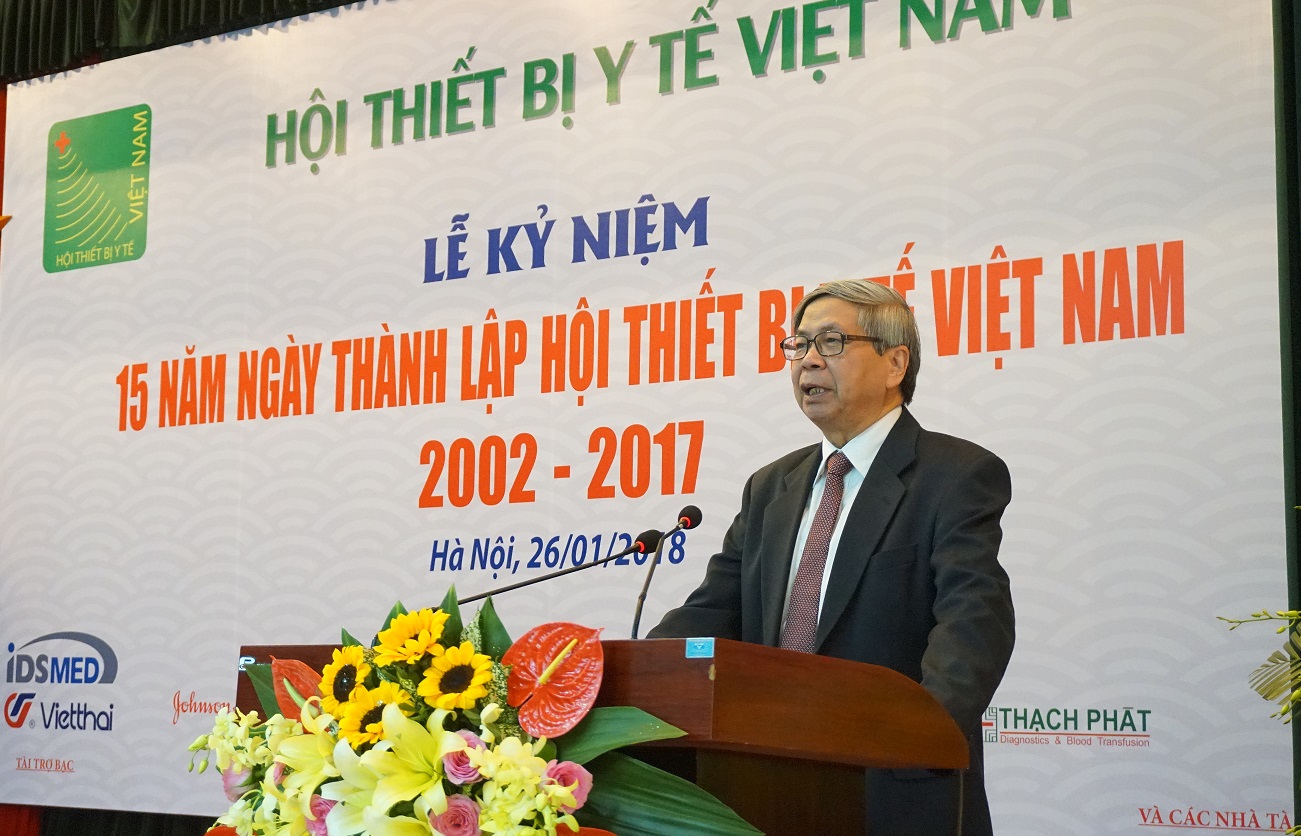 Ông Đặng Vũ Minh - Chủ tịch Liên hiệp các hội Khoa học và Kỹ thuật Việt Nam đánh giá cao những thành tích mà cá nhân, tổ chức thuộc hội đã đạt được, góp phần phát triển Liên hiệp các hội Khoa học và Kỹ thuật Việt Nam