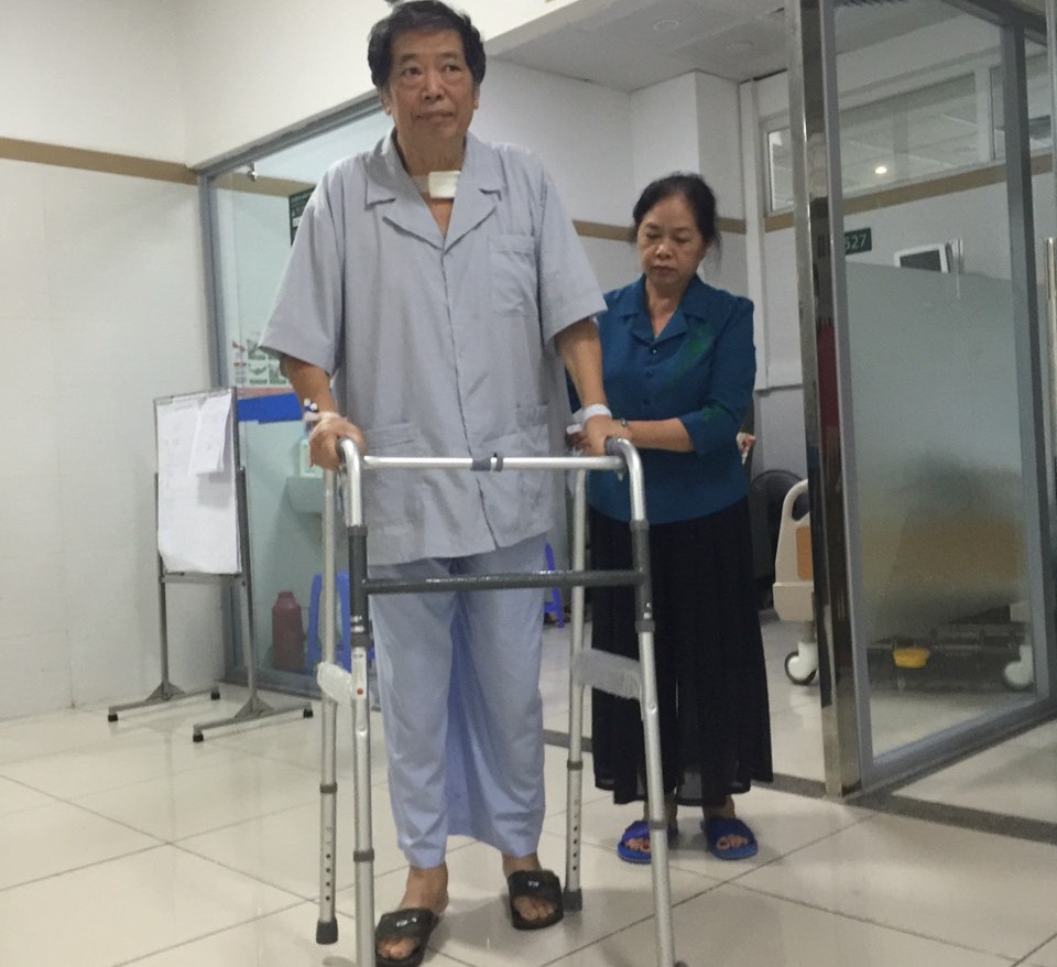 Sau 45 ngày được bác sĩ điều trị tích cực, sức khỏe của bệnh nhân Bình đang dần phục hồi hoàn toàn
