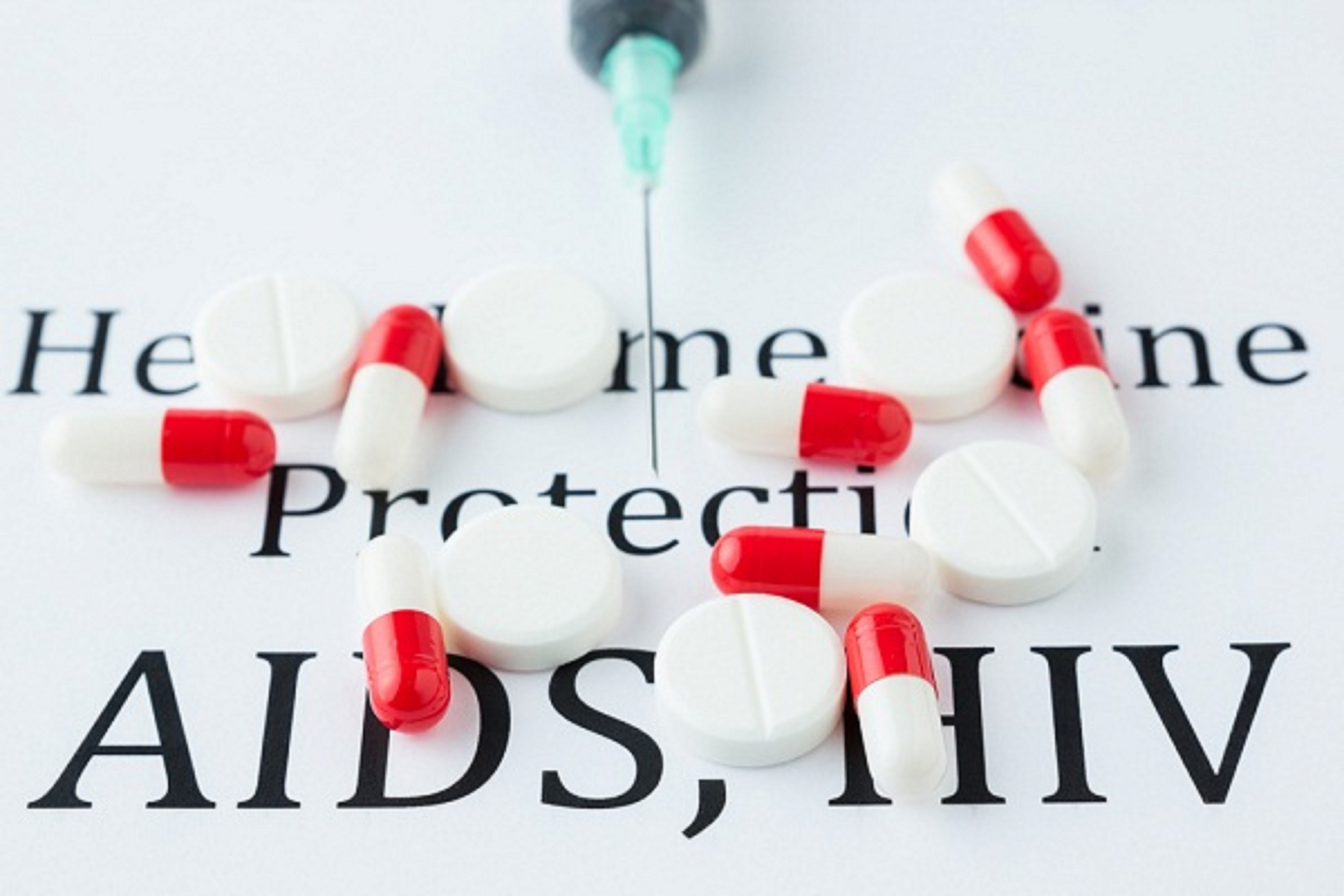 Người nhiễm HIV nếu được điều trị bằng thuốc ARV sớm và tuân thủ điều trị thì vẫn có thể sống khỏe mạnh như người bình thường. Ảnh minh họa