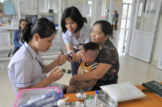   Tiêm phòng vắc-xin để giúp trẻ phòng ngừa bệnh cúm mùa  