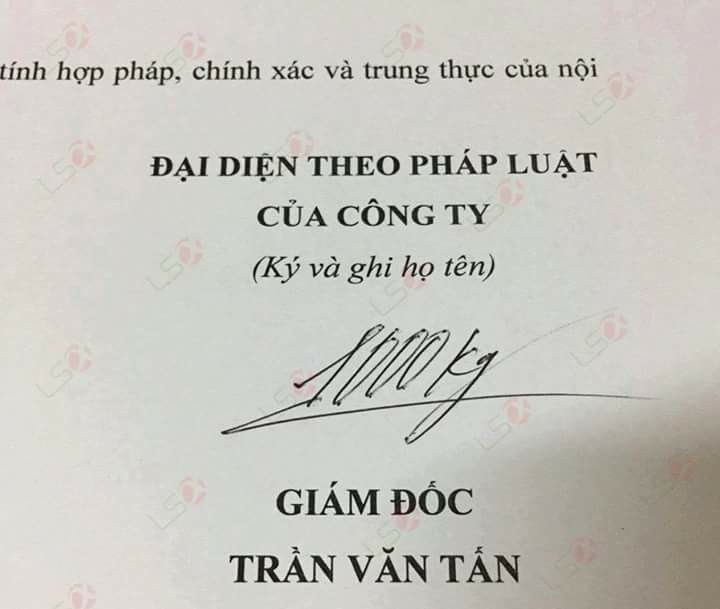 Tên 'Tấn' thì chữ ký cũng phải nặng ngàn cân mới xứng tầm