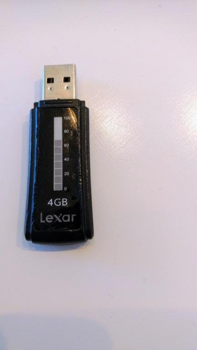 USB hiện dung lượng còn trống