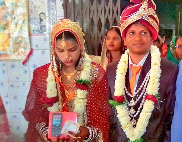 Chú rể trong đám cưới với người được 'ghép duyên' là Neha Kumar sau khi cô dâu ban đầu đã hủy hôn