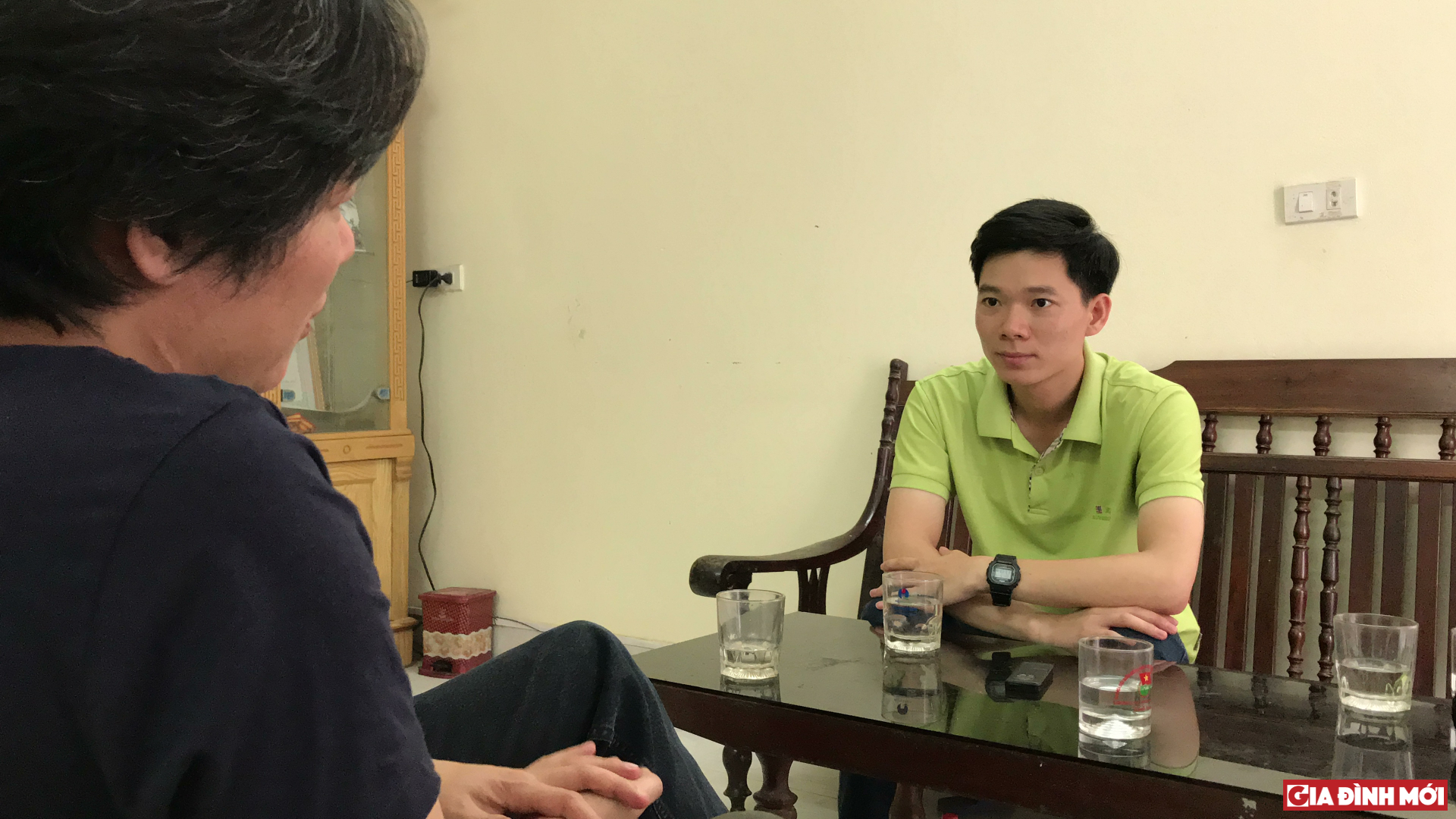 Cuộc gặp gỡ đặc biệt giữa bác sĩ Trần Văn Phúc và Hoàng Công Lương trước khi phiên toà diễn ra tại Hoà Bình 