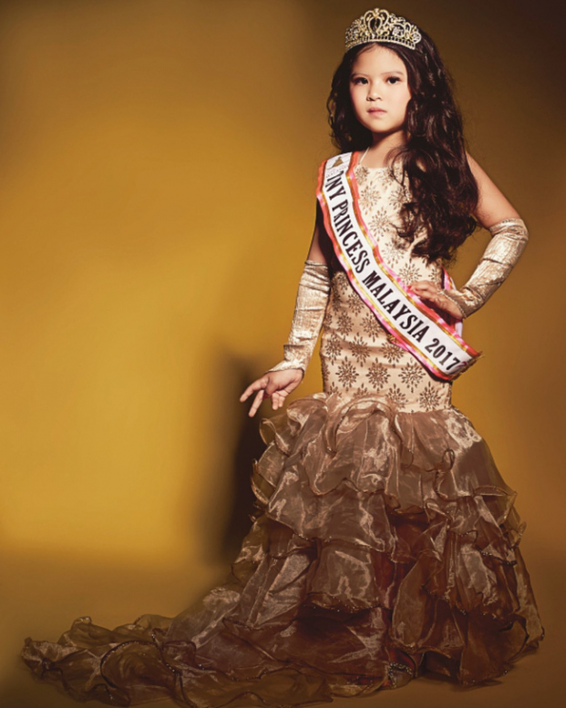 Nhan sắc Hot Kid Việt vừa đạt danh hiệu Á hậu 2 tại cuộc thi Hoa hậu nhí Thế giới 11