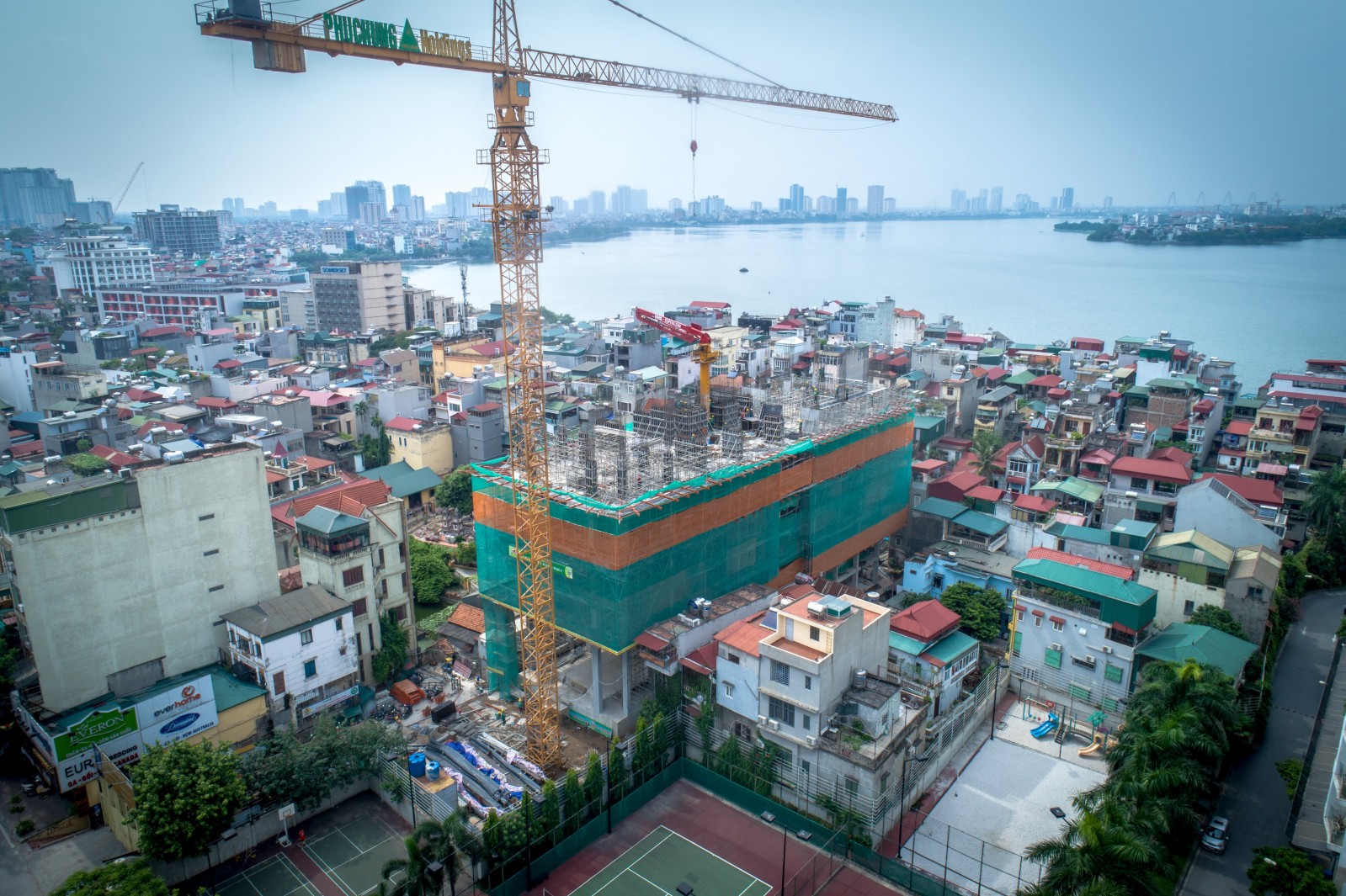    “View” trọn hồ Tây từ tầng 5 Five Star West Lake  