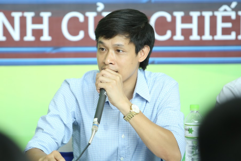 Thầy Nguyễn Ngọc Hải tư vấn cho sĩ tử 2000 vững tin bước vào kì thi THPT quốc gia 2018.