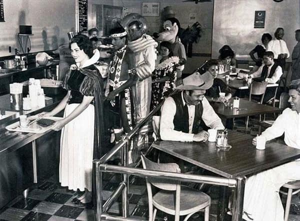 Nhà ăn của nhân viên Disneyland năm 1961
