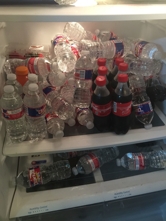 Khi tôi dặn con trai để nước vào tủ lạnh