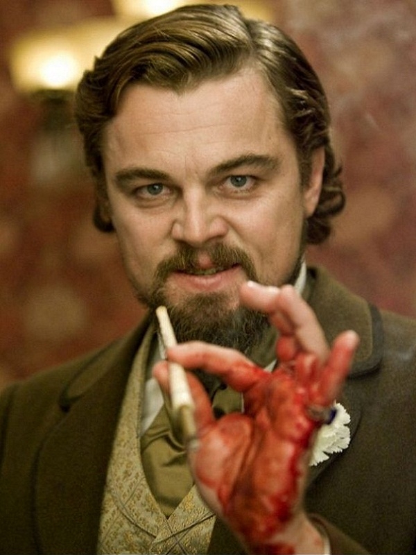Leo đã tự cắt tay mình cho máu chảy ròng ròng trong phân cảnh cuối của bộ phim Django Unchained. Dù kịch bản hay đạo diễn không yêu cầu nhưng anh vẫn làm thế cho chân thực