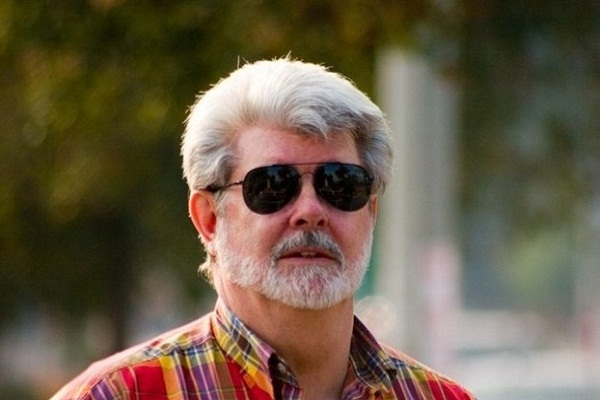Vì trục trặc trong hôn nhân và phải ly hôn, George Lucas (được mệnh danh là ông vua kỹ xảo) đã buộc phải bán kỹ thuật CGI cho Steve Jobs, người sau này đã thành lập nên Pixar