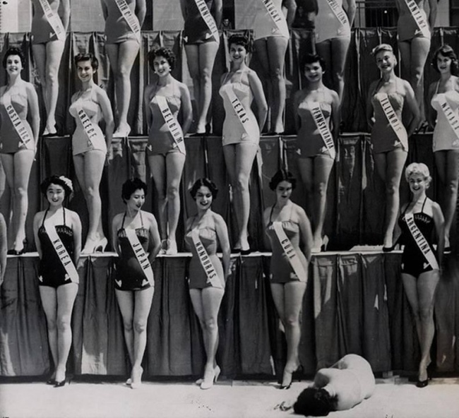 Hoa hậu New Zealand bất tỉnh tại cuộc thi Hoa hậu Hoàn vũ, Long Beach, ngày 15 tháng 7 năm 1954