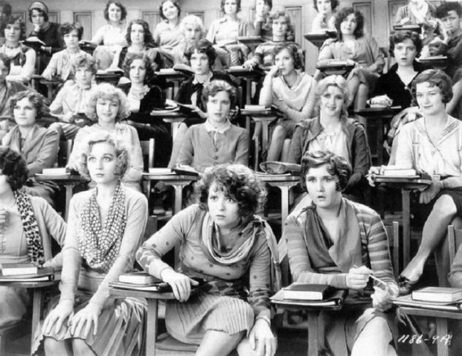 Cảm xúc của các học viên trong buổi học về giới tính năm 1929