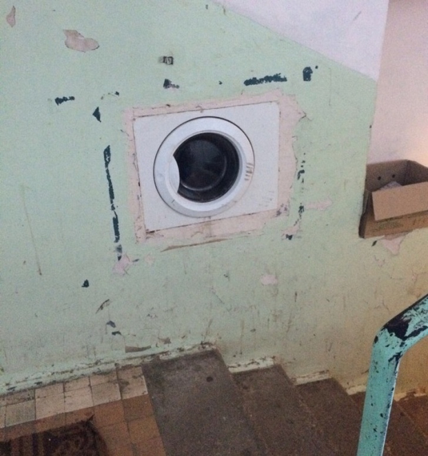   Bạn làm gì nếu bạn có một căn hộ nhỏ và không có chỗ cho một máy giặt trong đó?  