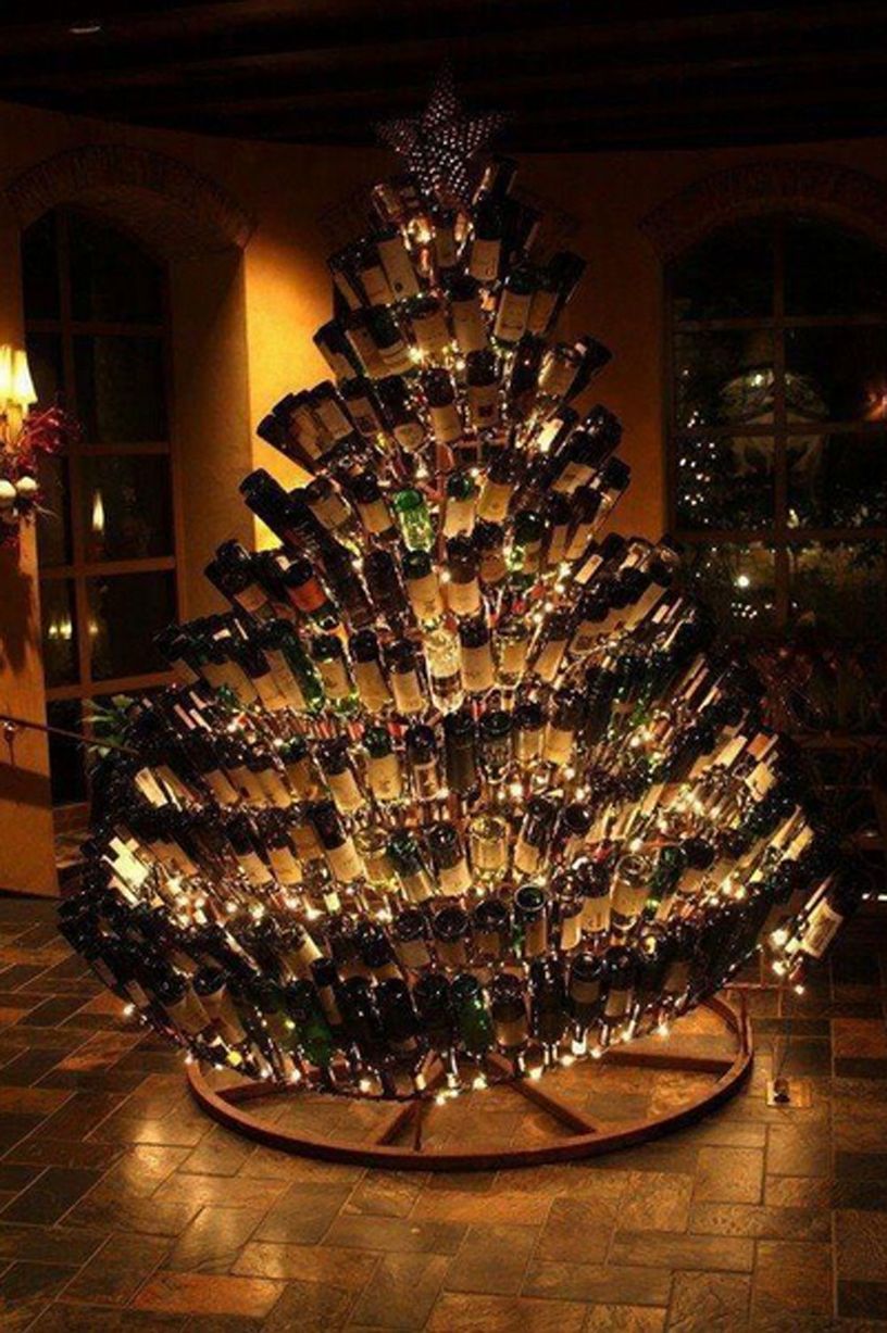 Cây Giáng sinh từ vỏ chai rượu
