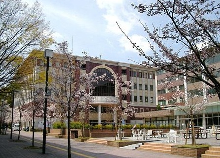 Đại học Tokyo thành lập năm 1887, là đại học quốc gia đầu tiên và tốt nhất tại Nhật