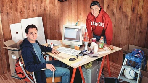 Sergey Brin (trái) và Larry Page (phải)