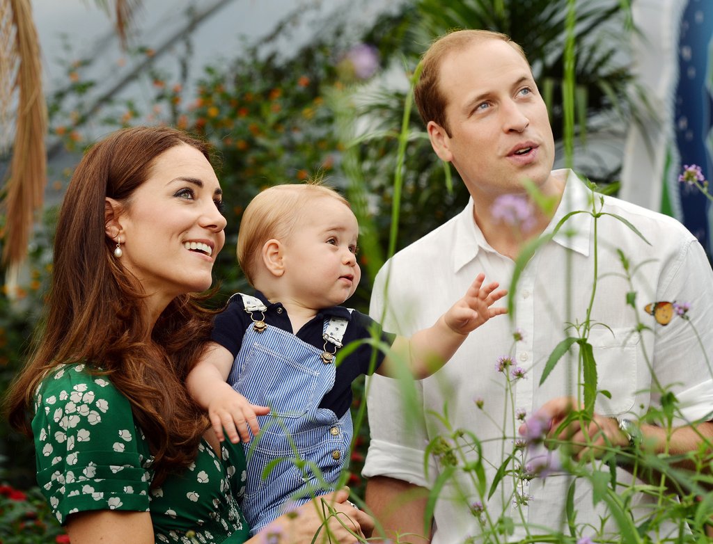   Vợ chồng Kate và William cùng Hoàng tử bé George đến Bảo tàng Lịch sử Tự nhiên ở London  