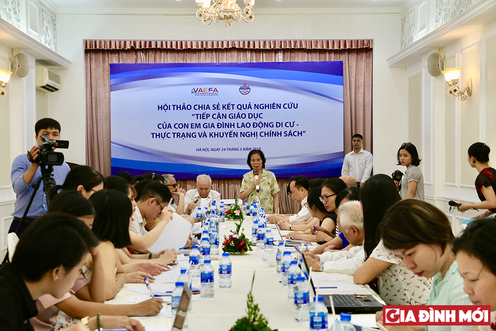 Bà Vương Thị Hanh, Giám đốc CEPEW phát biểu tại hội thảo
