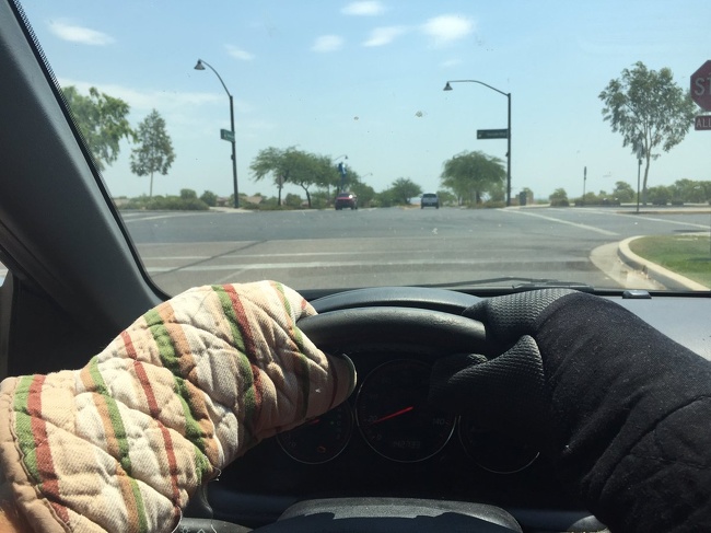 Lái xe khi trời nóng ở Arizona, Mỹ