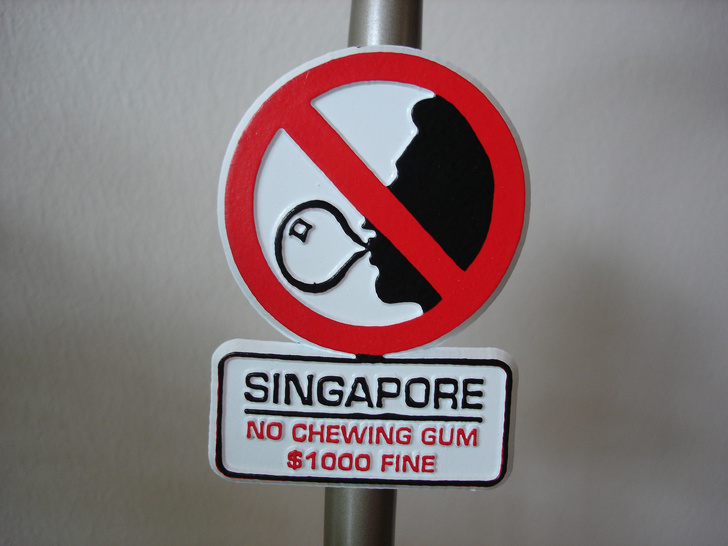   Nếu bạn là người hay nhai kẹo cao su thì Singapore sẽ làm bạn buồn rất nhiều  