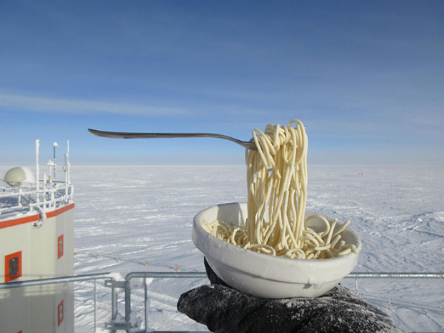   Một bát mỳ ở nhiệt độ -60°C: Trạm Nghiên cứu Concordia Nam Cực  