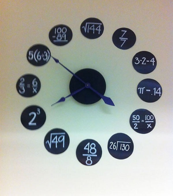   Chiếc đồng hồ có cấu tạo đặc biệt này là cách giáo viên đưa toán học vào thực tế  