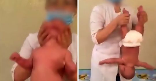 Rớt tim xem người phụ nữ massage cho trẻ sơ sinh, cầm chân tay 'đánh đu' như búp bê 0