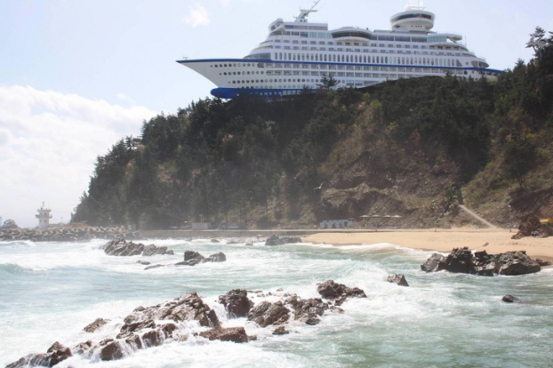   Khách sạn hình con tàu ở Hàn Quốc  