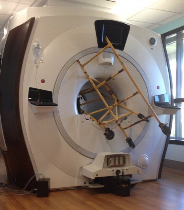   Bệnh viện chỗ tôi vừa có một sự cố với chiếc máy chụp cộng hưởng từ (MRI)  