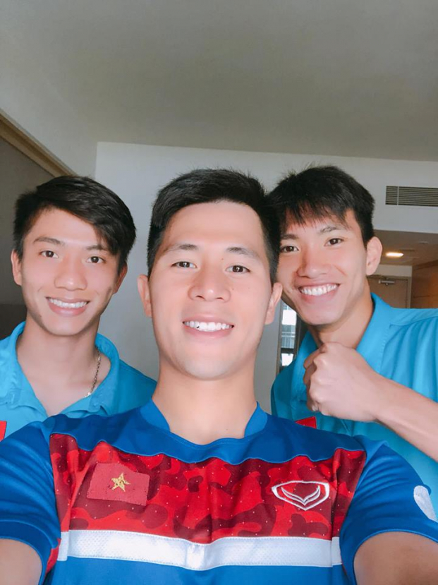 Các cầu thủ AFF Cup Việt Nam đăng gì trên mạng xã hội sau trận chung kết lượt đi? 5